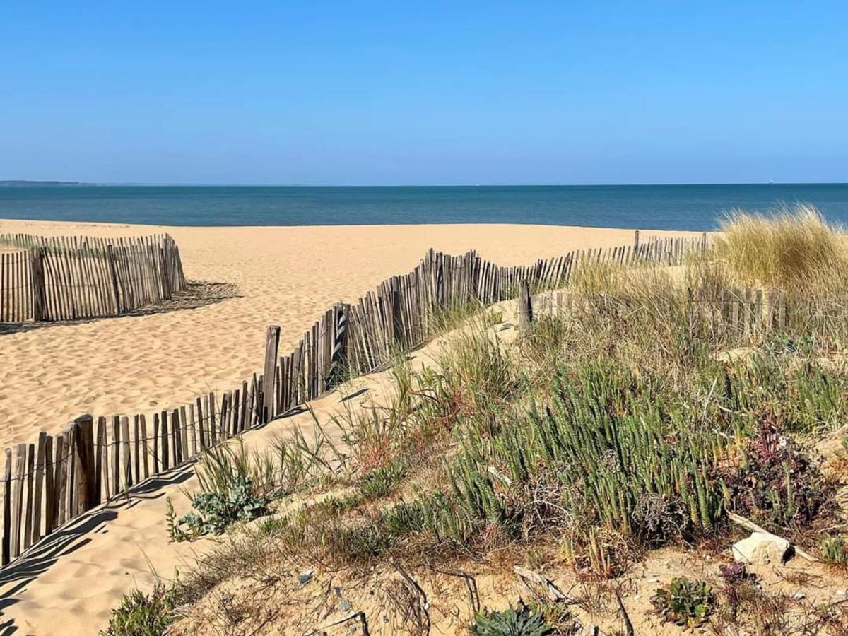 Appartement Pres De La Plage - 4 Pers, Piscine Ouverte, Parking, Animaux Acceptes - Fr-1-706-12 Châtelaillon-Plage Buitenkant foto