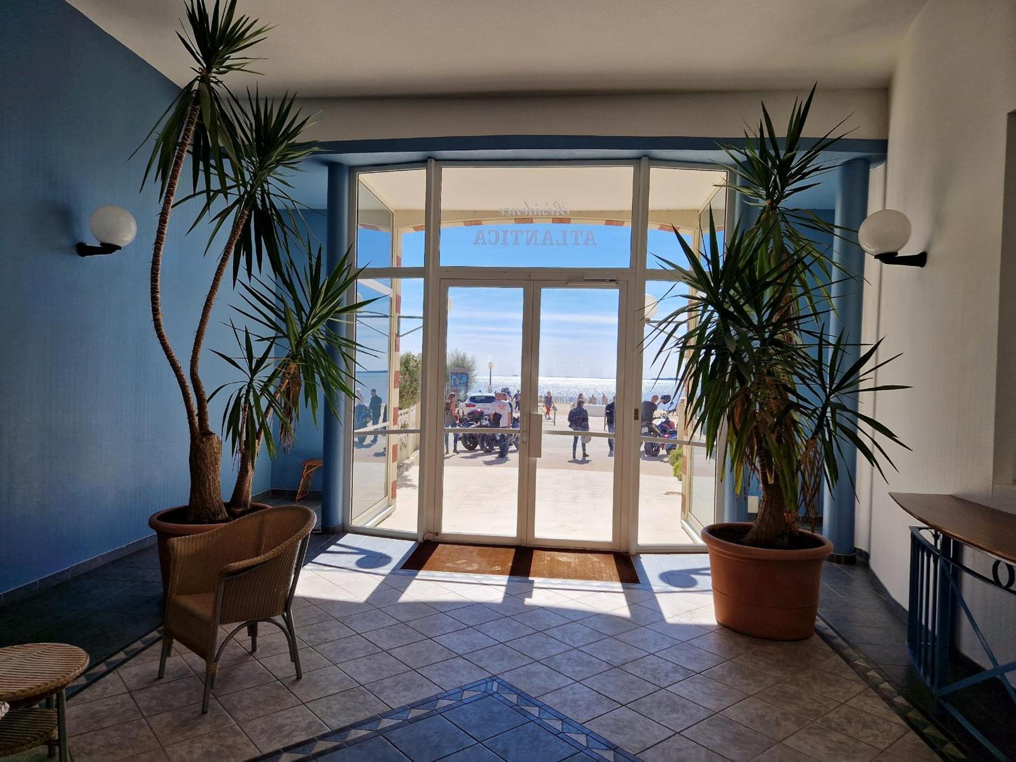 Appartement Pres De La Plage - 4 Pers, Piscine Ouverte, Parking, Animaux Acceptes - Fr-1-706-12 Châtelaillon-Plage Buitenkant foto